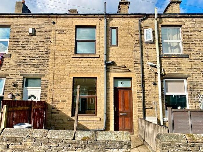 2 Bedroom Terraced House For Sale In Park Place East, Halifax, HX3