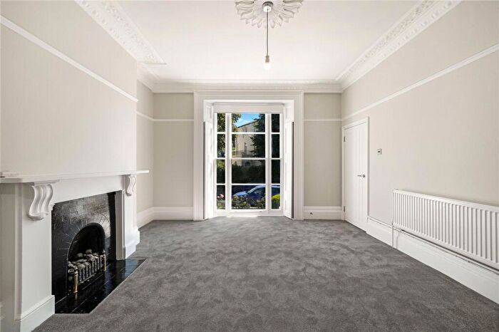 1 Bedroom Flat To Rent In Priory Road, South Hampstead, NW6