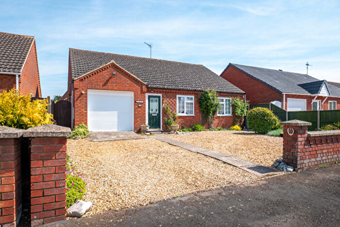 3 Bedroom Detached Bungalow For Sale In Marram Way, Heacham, King's Lynn, Norfolk, PE31