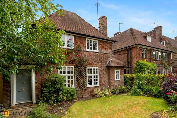3 Bedroom Detached House To Rent In Wildwood Road, Hampstead Garden Suburb, NW11