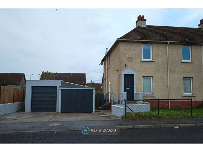3 Bedroom Maisonette To Rent In Lansbury Street, Kirkcaldy, KY1