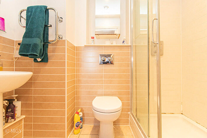 2 Bedroom Apartment To Rent In Marseille House, Century Wharf, Cardiff Bay, CF10