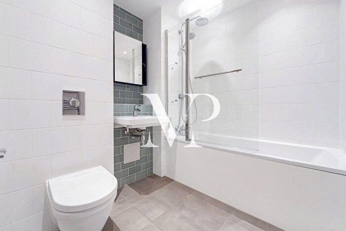 2 Bedroom Flat To Rent In Canning Town, Discovery Tower, London, E16