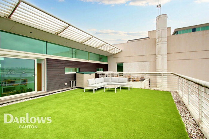 2 Bedroom Apartment For Sale In Havannah Street, Cardiff, CF10