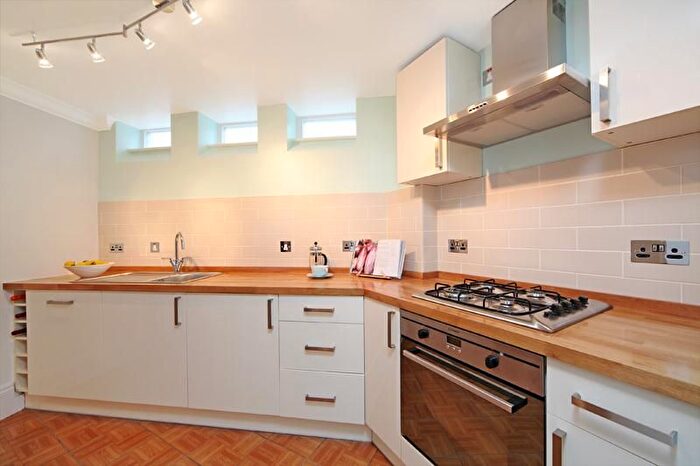 1 Bedroom Flat To Rent In Barrowgate Road, Chiswick, W4