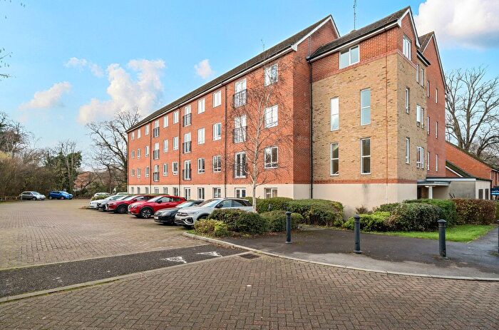 1 Bedroom Flat For Sale In Skippetts Gardens, Basingstoke, Hampshire, RG21