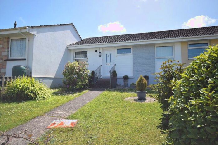 2 Bedroom Bungalow To Rent In Broadlands, Bideford, EX39