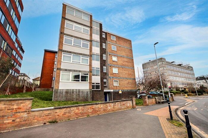 Studio To Rent In Upperton Road, Eastbourne, BN21