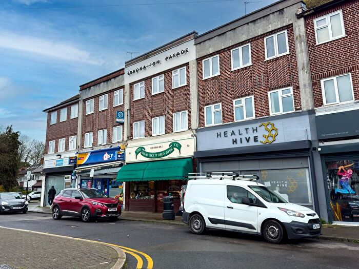 2 Bedroom Flat For Sale In Cannon Lane, Pinner, Pinner, HA5