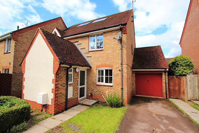 2 Bedroom End Of Terrace House To Rent In Tillotson Close | Crawley | | New Move Estate Agency, RH10