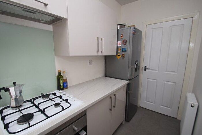 2 Bedroom Flat To Rent In Dixon Road, Glasgow, G42