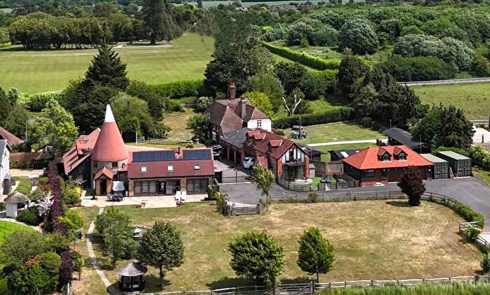 8 Bedroom Character Property For Sale In Longfield Road, Meopham, DA13