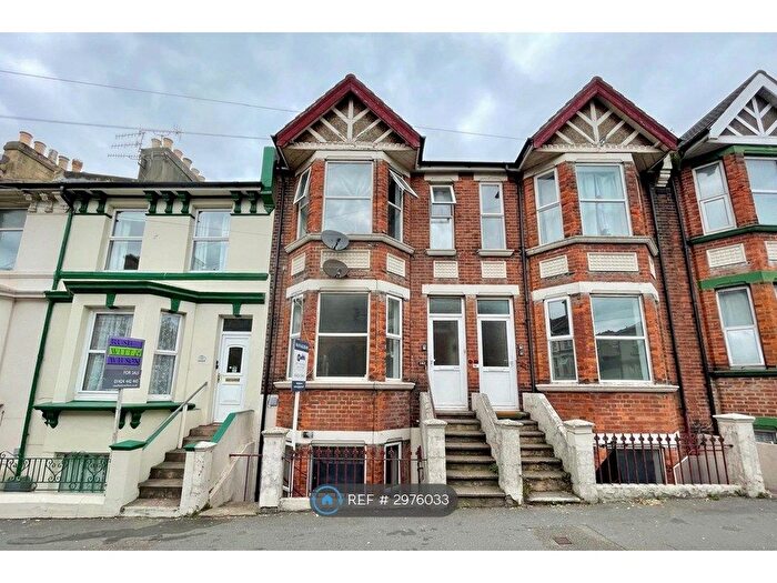 2 Bedroom Flat To Rent In Mount Pleasant Road, Hastings, TN34