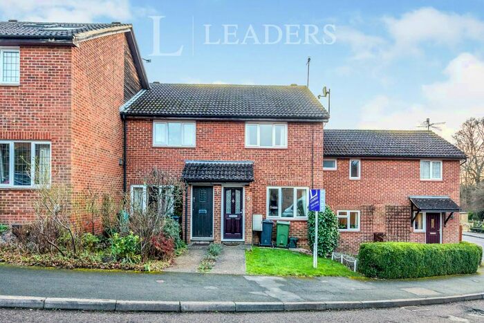 2 Bedroom Terraced House To Rent In Merrow Village, Guildford, GU4