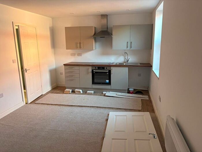 3 Bedroom Flat To Rent In Stonebridge, Darlington, County Durham, DL1