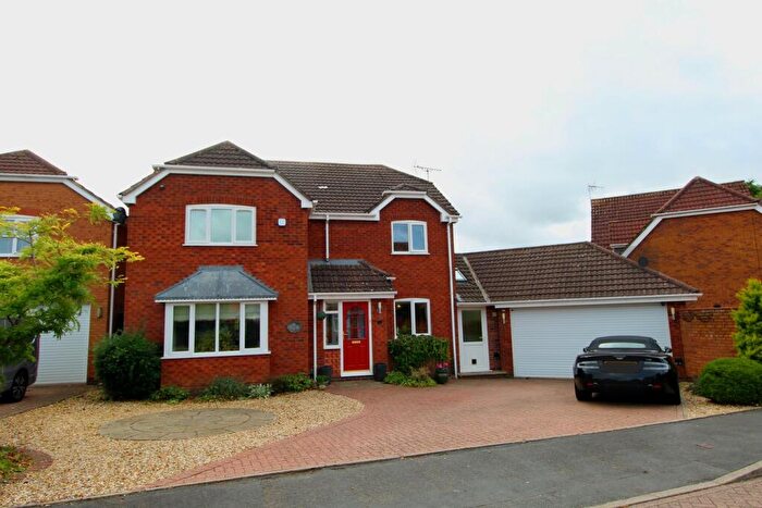 5 Bedroom Detached House For Sale In Almond Way, Lutterworth, LE17