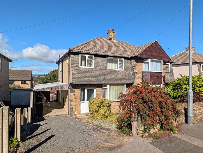 3 Bedroom Semi-detached House For Sale In Hill Foot, Nab Wood, Shipley, BD18