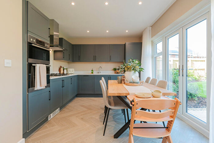 4 Bedroom Detached House For Sale In Glen Road, Oadby, Leicester, LE2