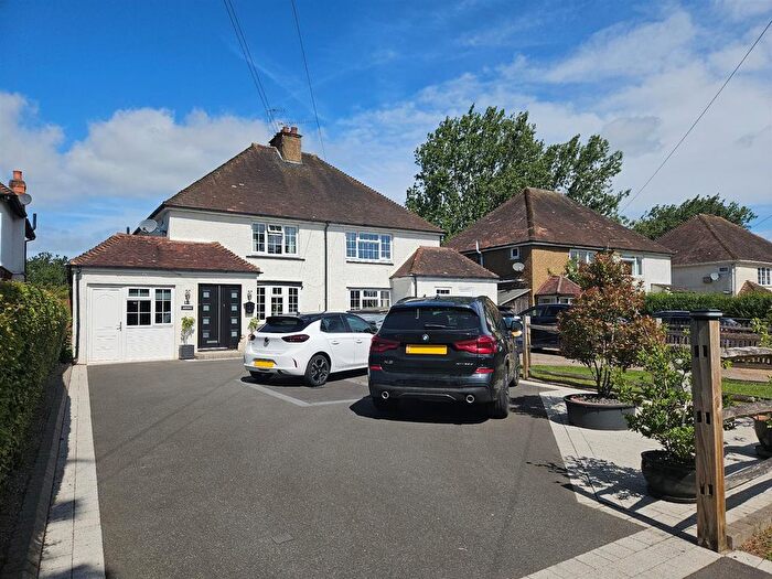 3 Bedroom Semi-Detached House For Sale In Little Bookham Street, Little Bookham, KT23