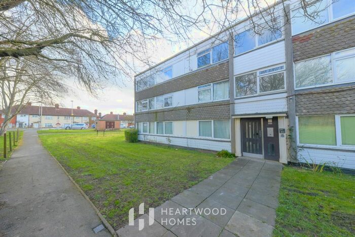 2 Bedroom Flat To Rent In Cotlandswick, London Colney, St. Albans, AL2