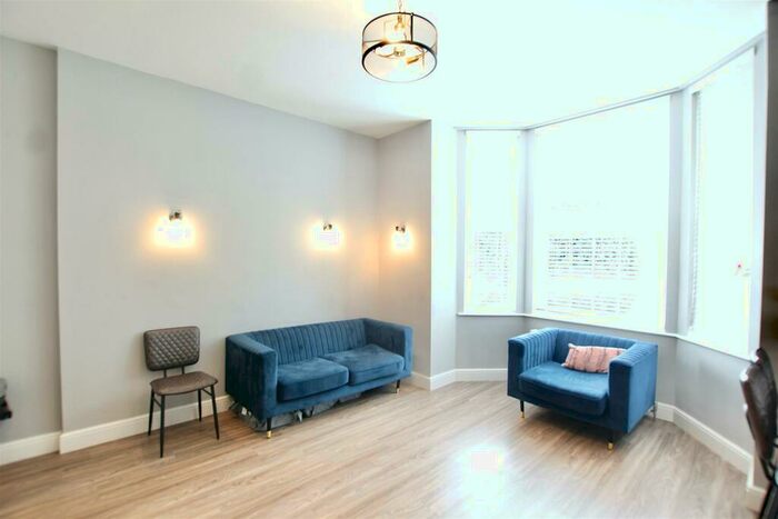 2 Bedroom Apartment To Rent In Larkdale Street, Arboretum, NG7