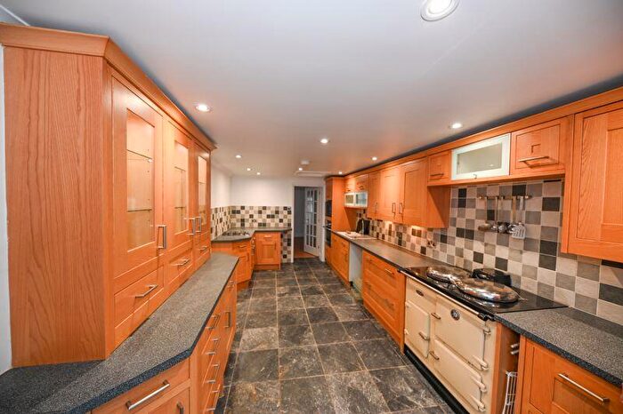 3 Bedroom Semi Detached House To Rent In London Road, Waterlooville, PO8