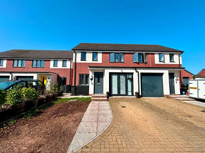 4 Bedroom Semi-Detached House For Sale In Chambers Lane, Tithebarn, Exeter, EX1