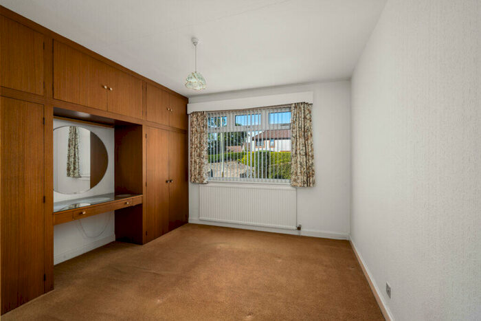 3 Bedroom Detached Bungalow For Sale In Victoria Road, DD5