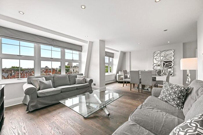 2 Bedroom Flat To Rent In Brompton Road, London, SW3