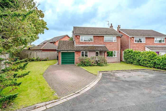 4 Bedroom Detached House For Sale In Nursery Close, Charnock Richard, PR7