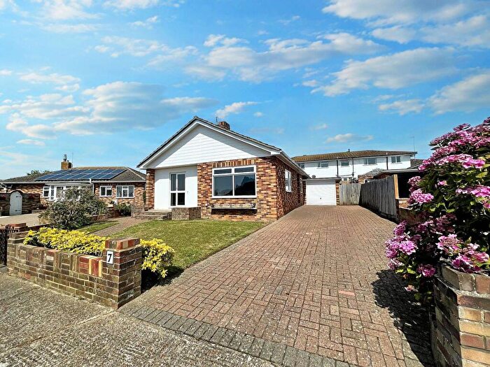 3 Bedroom Detached Bungalow To Rent In Morningside, Seaford, BN25