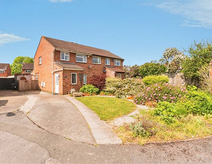 3 Bedroom Semi-Detached House For Sale In Bakersfield, Longwell Green, Bristol, BS30