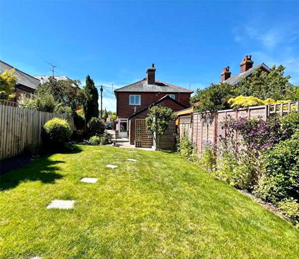 2 Bedroom Cottage To Rent In Pemberton Road, Lyndhurst, Hampshire, SO43