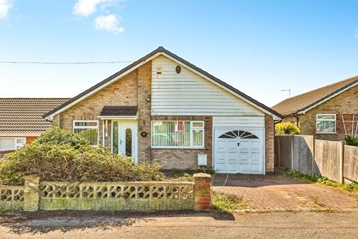 3 Bedroom Detached Bungalow For Sale In Thomson Drive, Ripley, Derbyshire, DE5