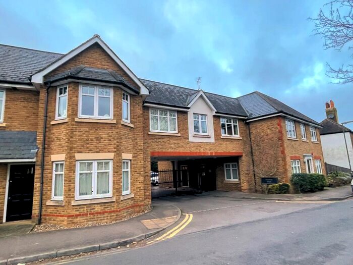 1 Bedroom Apartment To Rent In Thames Walk, Manor Road, Walton-On-Thames, Surrey, KT12