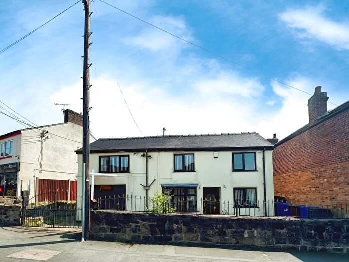 4 Bedroom Detached House To Rent In Wilding Road, Stoke-On-Trent, Staffordshire, ST6