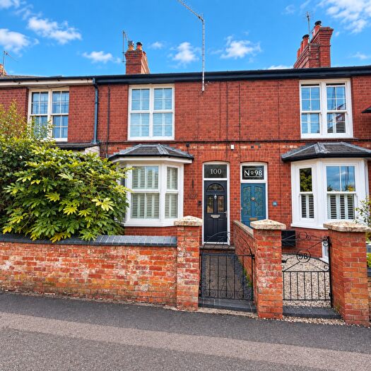 3 Bedroom Terraced House To Rent In London Road, Stony Stratford, MK11