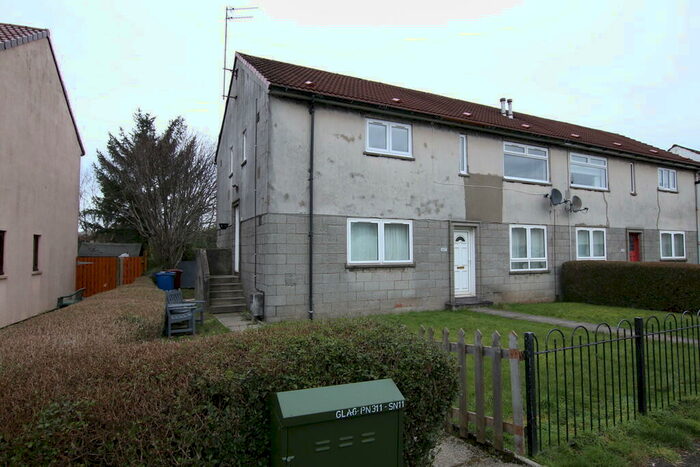3 Bedroom Cottage To Rent In Millburn Avenue, Clydebank, G81