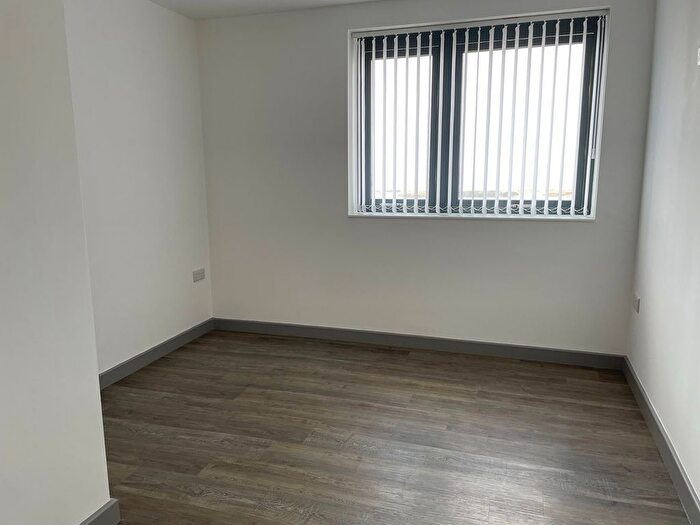 2 Bedroom Flat To Rent In Church, Road, Liverpool, L22