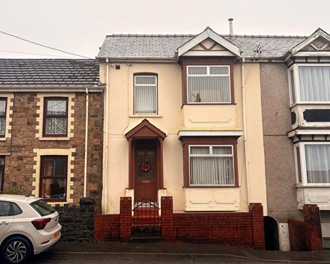 3 Bedroom Terraced House For Sale In High Street, Ammanford, Carmarthenshire, SA18