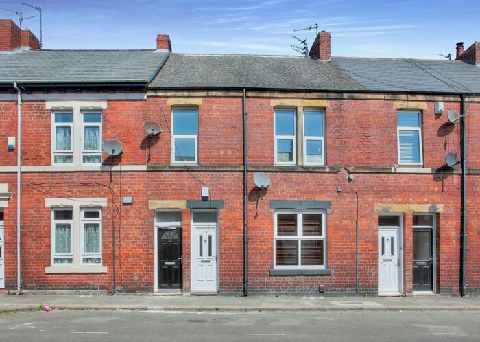 3 Bedroom Flat To Rent In Laurel Street, Wallsend, NE28
