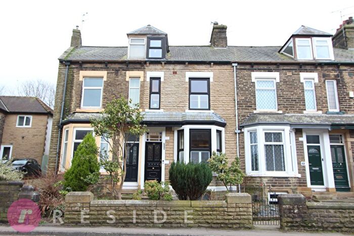 3 Bedroom Terraced House For Sale In Halifax Road, Littleborough, OL15