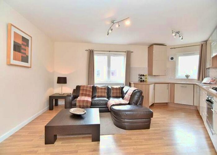2 Bedroom Flat To Rent In Portland Street, Aberdeen, AB11