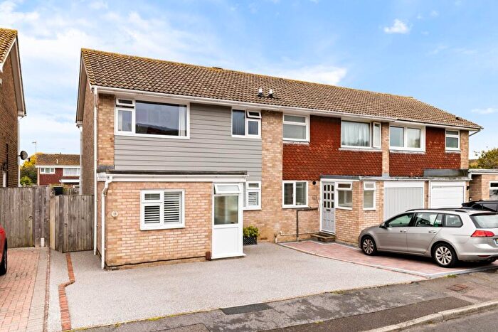 3 Bedroom End Of Terrace House For Sale In Buttermere Close, Folkestone, CT19