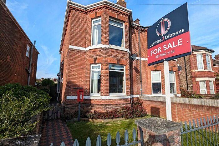3 Bedroom Semi-Detached House For Sale In Brockhurst Road, Gosport, PO12