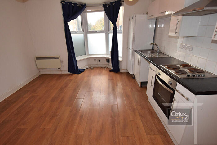 1 Bedroom Flat To Rent In |Ref: |, Bellevue Road, Southampton, SO15
