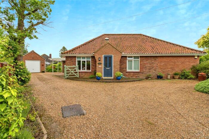 3 Bedroom Bungalow For Sale In Malthouse Lane, Ludham, Great Yarmouth, Norfolk, NR29