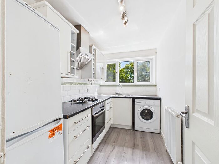 1 Bedroom Flat For Sale In Parkhouse Road, Glasgow, G53