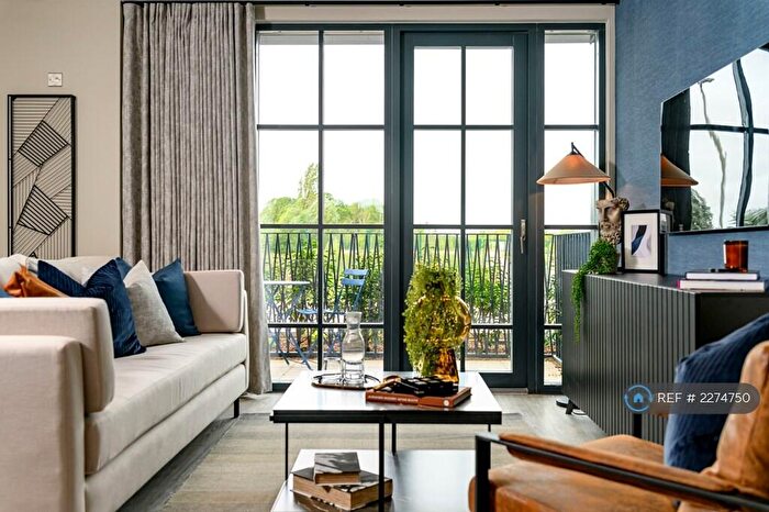 2 Bedroom Flat To Rent In Turing Way, Cambridge, CB3