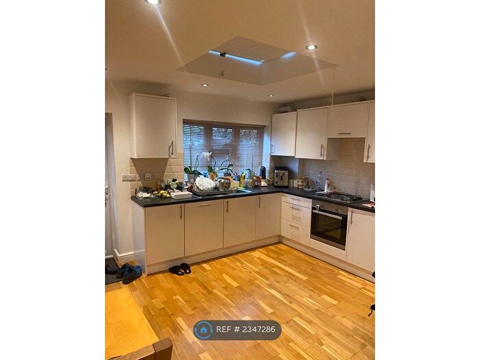 1 Bedroom Maisonette To Rent In Eastcote Lane, Harrow, HA2